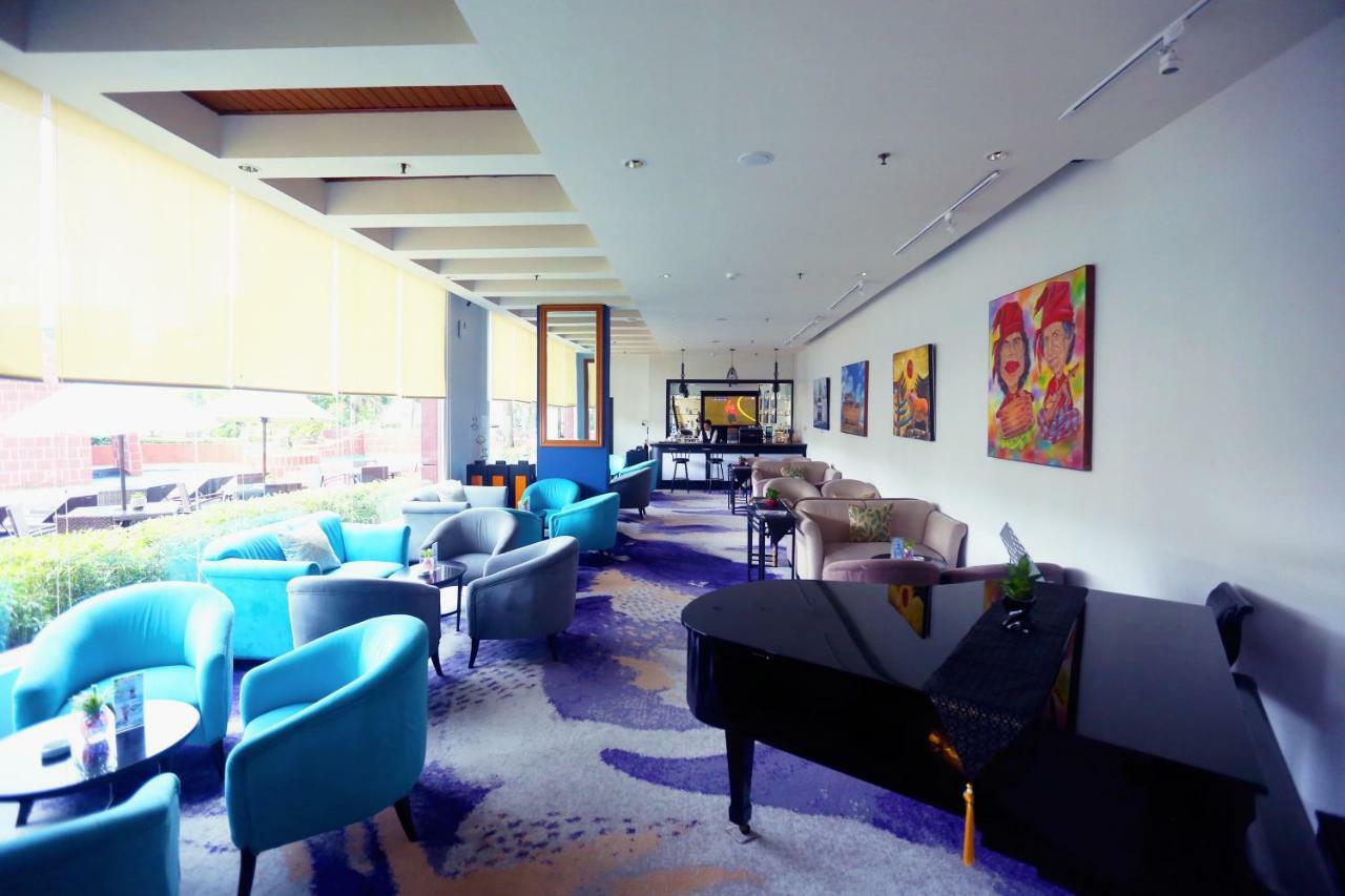 Aryaduta Makassar Exterior photo